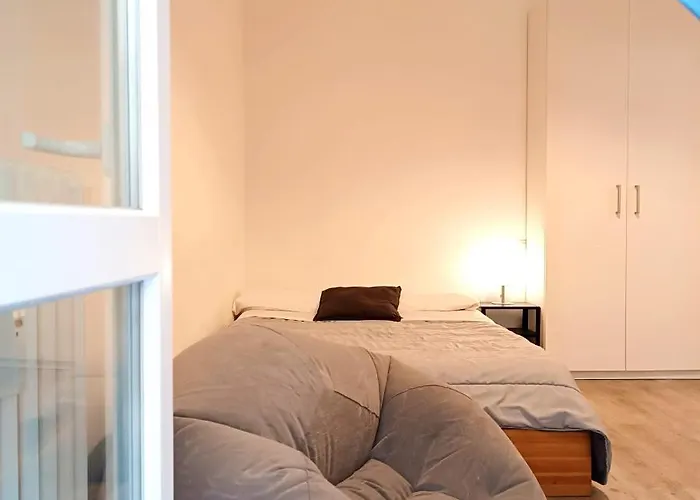 A Casa Di Rosa In Citta Studi Mediolan